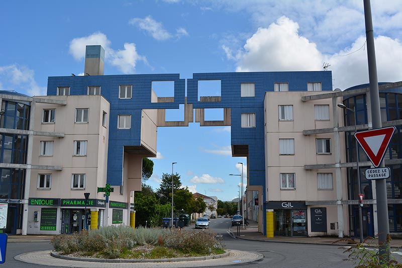 entrée de la cité de Saint-Éloi